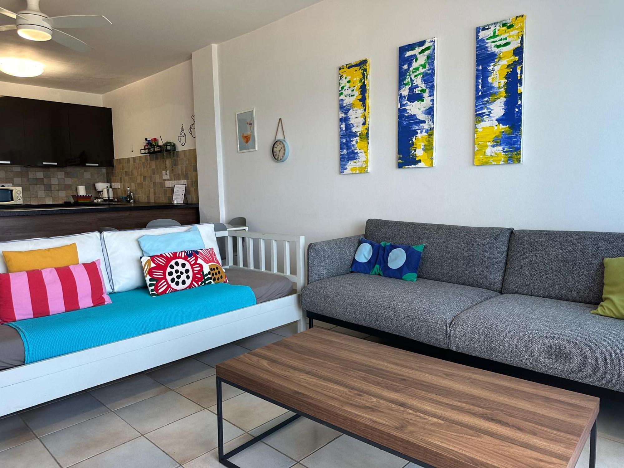 Krasas Beach Larnaca Ngoại thất bức ảnh