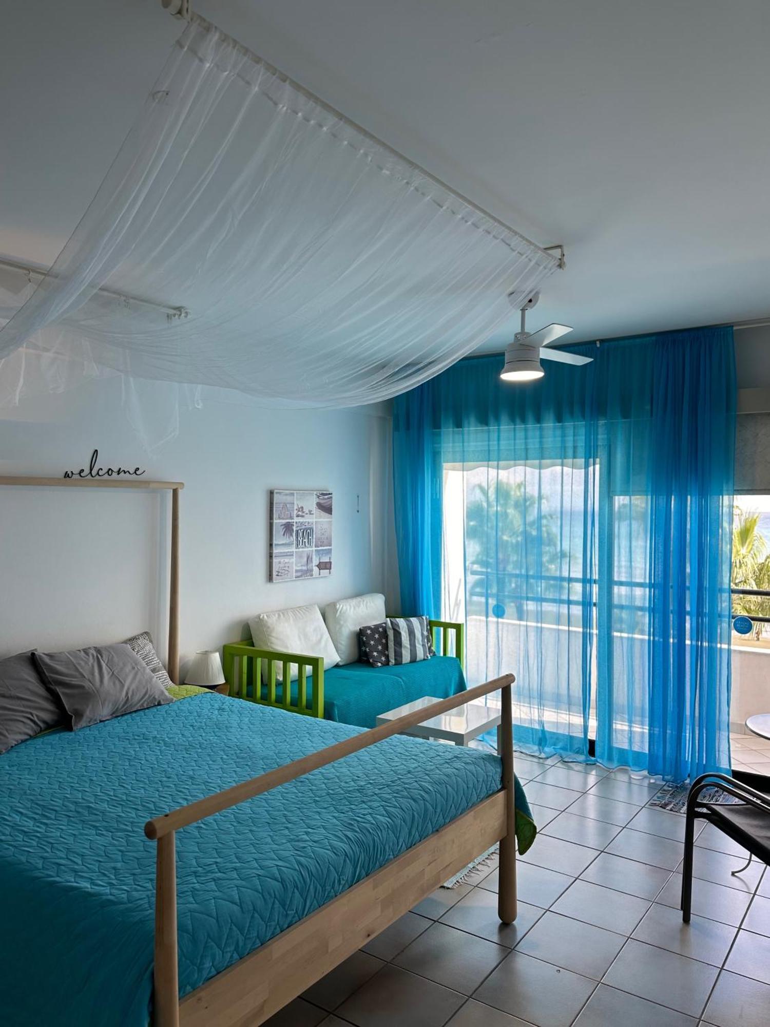 Krasas Beach Larnaca Ngoại thất bức ảnh