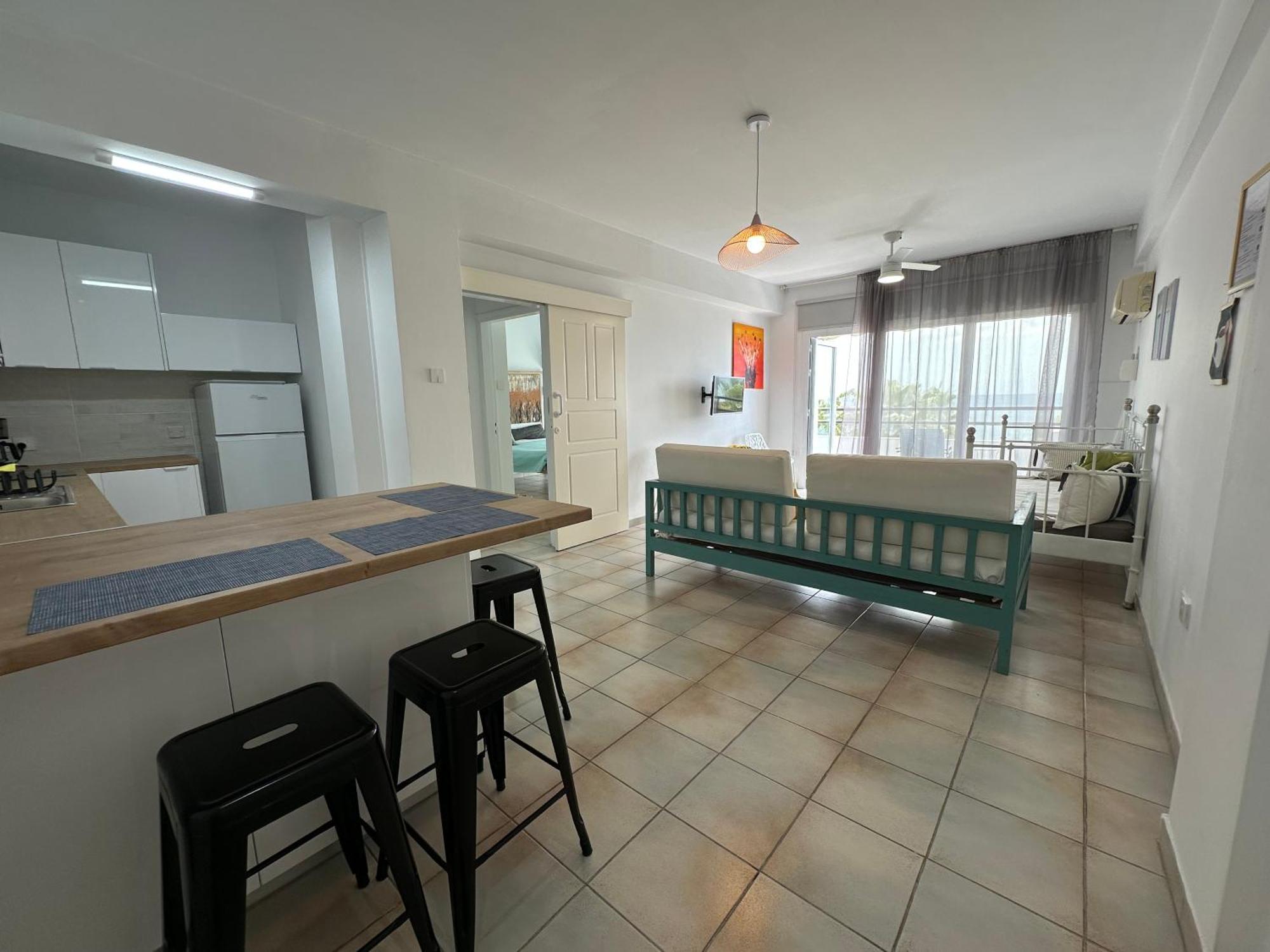 Krasas Beach Larnaca Ngoại thất bức ảnh